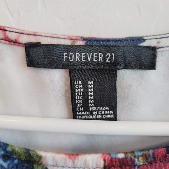 💕Forever 21 Floral Print Horizontal Zipper in The Front Dress Women's Sz Medium - Picture 8 of 10